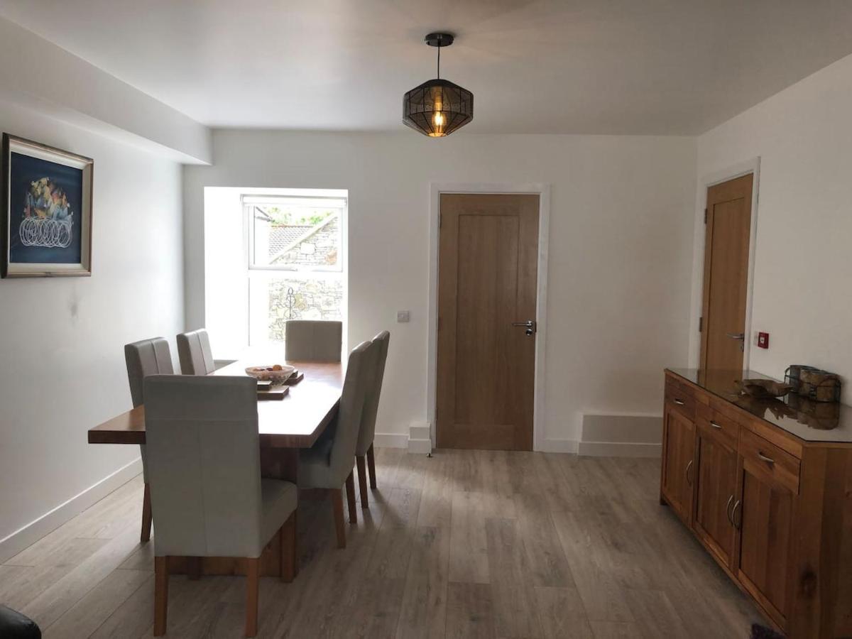 Perfect Apartment In Ideal Location Ennistimon Luaran gambar